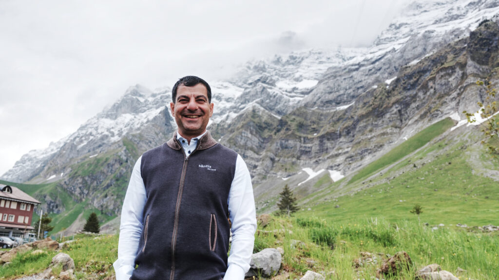 Der Wellenreiter Jakop Gülünay