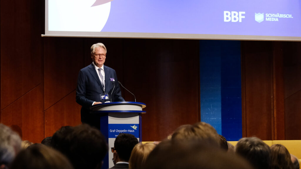 Der Wellenreiter Hendrik Groth